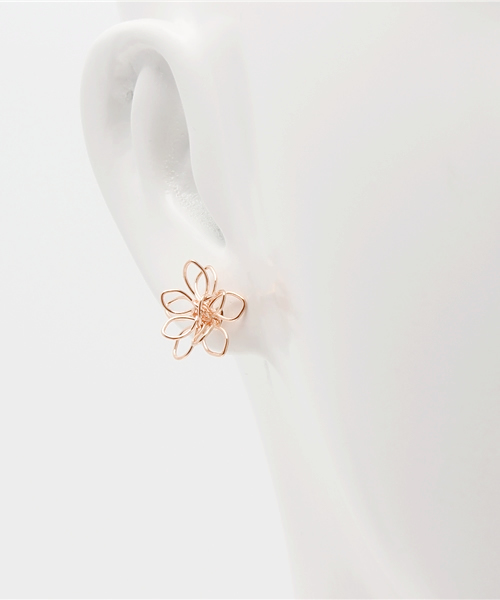 Kahiko(カヒコ)の「【Kahiko】立体フラワーピアス(ピアス(両耳用)・レディース・ゴールド/ピンク/シルバー・FREE)」の5枚目の写真