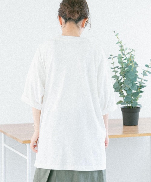 FORK&SPOON(フォークアンドスプーン)の「『ユニセックス』FORK&SPOON チェーンステッチロゴTシャツ(Tシャツ/カットソー・メンズ・チャコールグレー/ホワイト/ベージュ・4/5)」の20枚目の写真