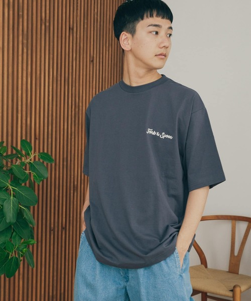 FORK&SPOON(フォークアンドスプーン)の「『ユニセックス』FORK&SPOON チェーンステッチロゴTシャツ(Tシャツ/カットソー・メンズ・チャコールグレー/ホワイト/ベージュ・4/5)」の22枚目の写真