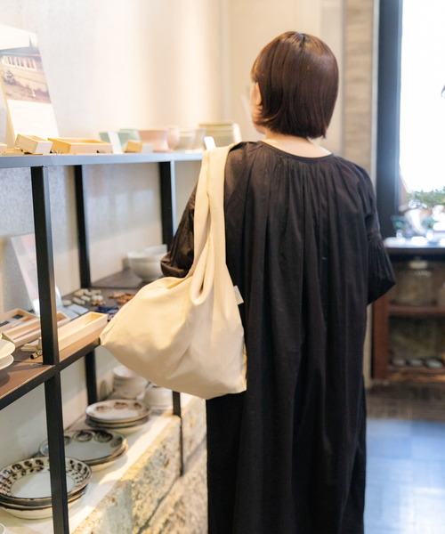 URBAN RESEARCH DOORS(アーバンリサーチドアーズ)の「DOORS LIVING PRODUCTS ショッパーバッグ(エコバッグ/サブバッグ・レディース・ライトベージュ/ネイビー・-)」の13枚目の写真