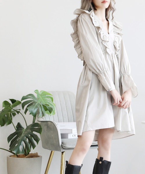 Jasmine Grandiflorum(ジャスミングランディフローラム)の「【Jasmine】カクシュール フリル コットンワンピース (LV)(ワンピース・レディース・ピンク/グレー/ブルー・SMALL/LARGE/MEDIUM)」の9枚目の写真