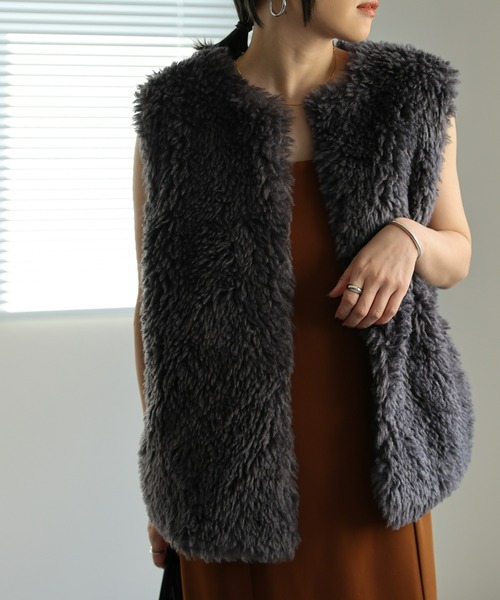 ap retro（アプレトロ）の「プードルフェイクファーベスト／ジレ