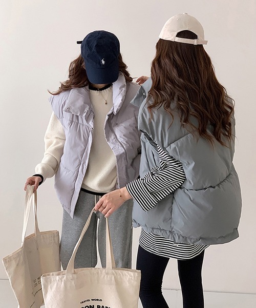 VitaFelice（ヴィータフェリーチェ）の「ボリューム中綿ベスト パデッドベスト スタンドカラー（その他アウター・レディース・グレー/ブラック/アイボリー/ライトグレー・FREE）」の12枚目の写真