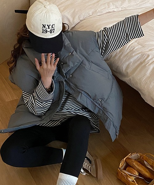 VitaFelice（ヴィータフェリーチェ）の「ボリューム中綿ベスト パデッドベスト スタンドカラー（その他アウター・レディース・グレー/ブラック/アイボリー/ライトグレー・FREE）」の22枚目の写真