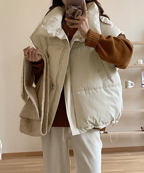 VitaFelice（ヴィータフェリーチェ）の「ボリューム中綿ベスト パデッドベスト スタンドカラー（その他アウター・レディース・グレー/ブラック/アイボリー/ライトグレー・FREE）」の8枚目の写真