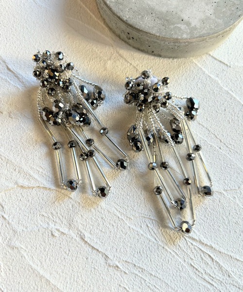 amplis（アンプリス）の「ボリューミードレープピアス/ted pierce（ピアス（両耳用）・レディース・シルバー/ブラック・FREE）」の3枚目の写真