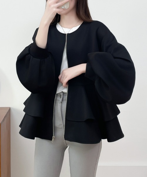 ECLIN（エクラン）の「ダンボールニットフリルノーカラージャケット（ノーカラージャケット・レディース・アイボリー/ブラック/モカ/グレー・M/L）」の19枚目の写真