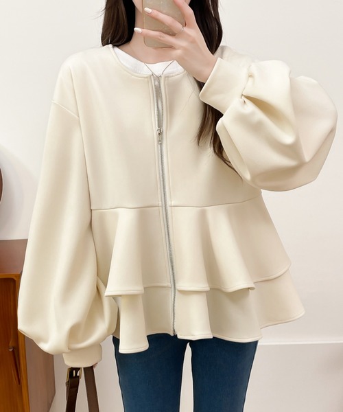 ECLIN（エクラン）の「ダンボールニットフリルノーカラージャケット（ノーカラージャケット・レディース・アイボリー/ブラック/モカ/グレー・M/L）」の9枚目の写真