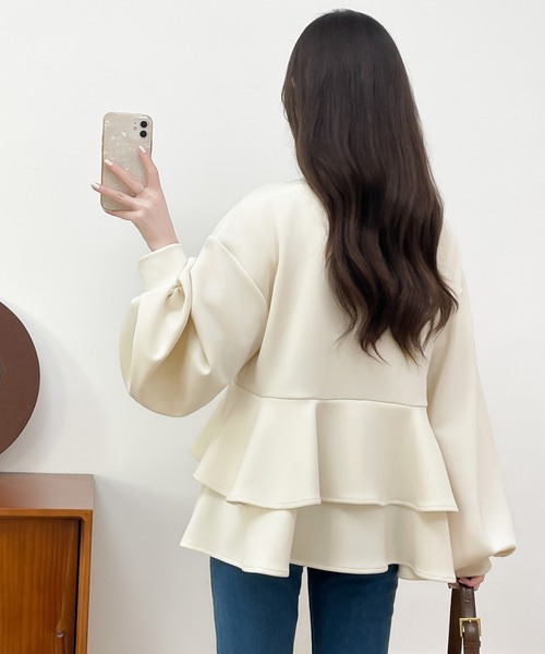 ECLIN（エクラン）の「ダンボールニットフリルノーカラージャケット（ノーカラージャケット・レディース・アイボリー/ブラック/モカ/グレー・M/L）」の13枚目の写真