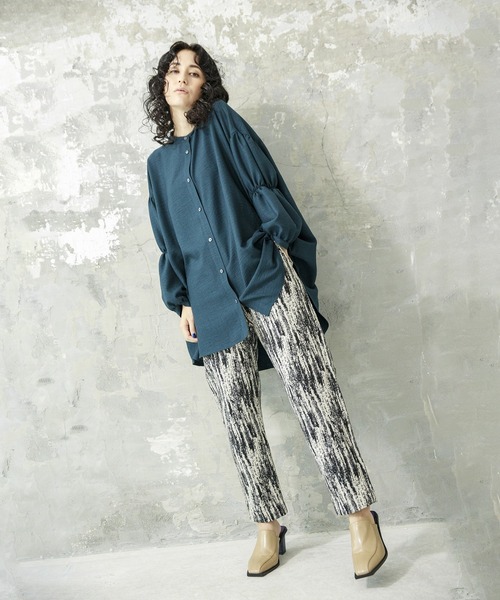 OSMOSIS（オズモーシス）の「ジャガードテーパードパンツ（その他パンツ・レディース・ブルー/ブラック・ONE SIZE）」の3枚目の写真