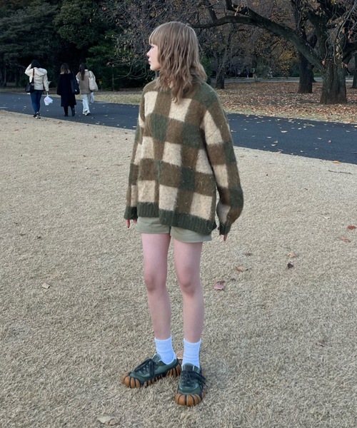 shesame(シーセム)の「モヘアライク起毛チェックニット(ニット/セーター・レディース・ブルー/ブラウン/カーキ・MEDIUM/LARGE)」の16枚目の写真