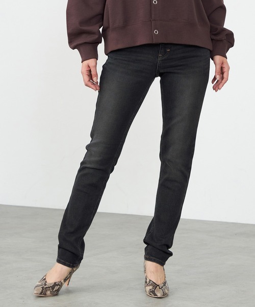 C17（シーセブンティーン）の「C17 スキニーデニムパンツ（デニムパンツ・レディース・ブラック/インディゴブルー/ブルー/アイボリー/ダークインディゴブルー/ブラック系その他/ライトインディゴブルー/グレー/ホワイト・32/30/31/27/28/29/26）」の12枚目の写真