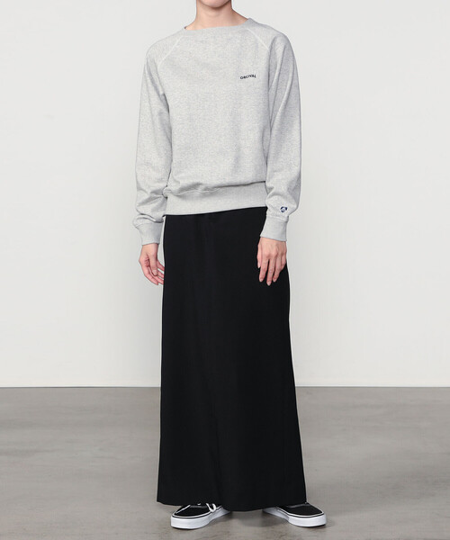 ORCIVAL（オーシバル）の「ORCIVAL | ラグランスリーブスウェット WOMEN（スウェット・レディース・オフホワイト/グレー/サックスブルー/ダークグリーン/ダークネイビー・1/2）」の22枚目の写真