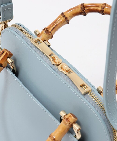 AULENTTI(オウレンティ)の「【AULENTTI/ オーレンティ】バンブーハンドルミニショルダーバッグ(ショルダーバッグ・レディース・ベージュ/ブラック/ホワイト/サックスブルー・FREE)」の12枚目の写真