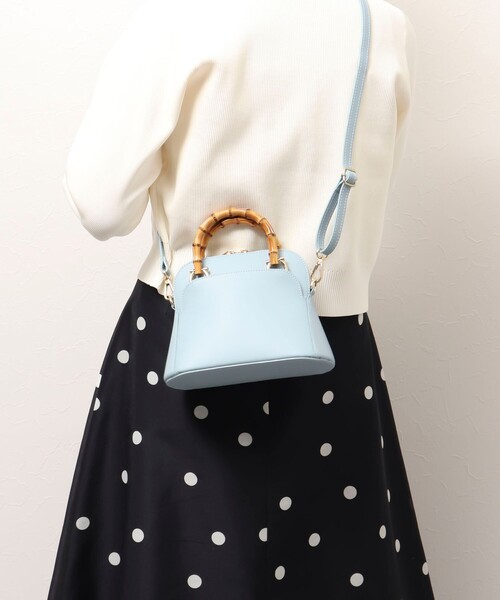 AULENTTI(オウレンティ)の「【AULENTTI/ オーレンティ】バンブーハンドルミニショルダーバッグ(ショルダーバッグ・レディース・ベージュ/ブラック/ホワイト/サックスブルー・FREE)」の19枚目の写真
