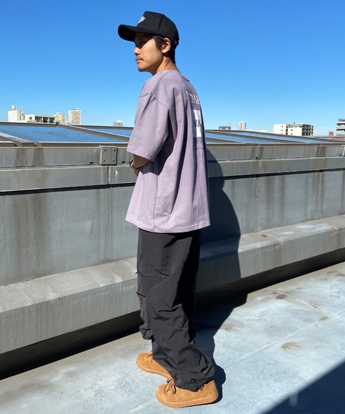 RVCA(ルーカ)の「RVCA/ルーカ オーバーサイズTシャツ 半袖Tee ボックスロゴ バックプリントT BE041-234(Tシャツ/カットソー・メンズ・スミクロ/ホワイト/モーブ系/カーキ・M/S/L)」の6枚目の写真