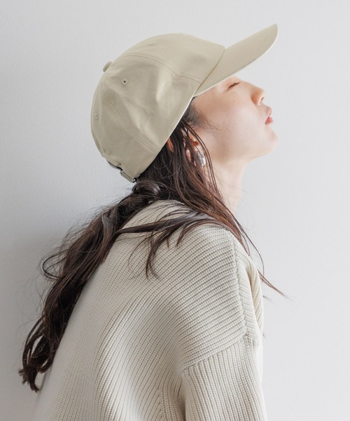 LOWRYS FARM（ローリーズファーム）の「ロゴＣＡＰ　103874（キャップ・レディース・ブラック/ブラウン/アイボリー・FREE）」の2枚目の写真