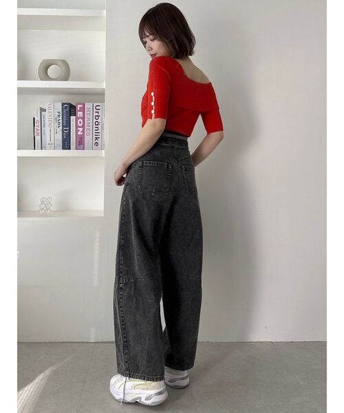 dazzlin（ダズリン）の「アンバランスボタンハーフスリーブニット（ニット/セーター・レディース・オレンジ/アイボリー/グレー/ブラック・FREE）」の17枚目の写真