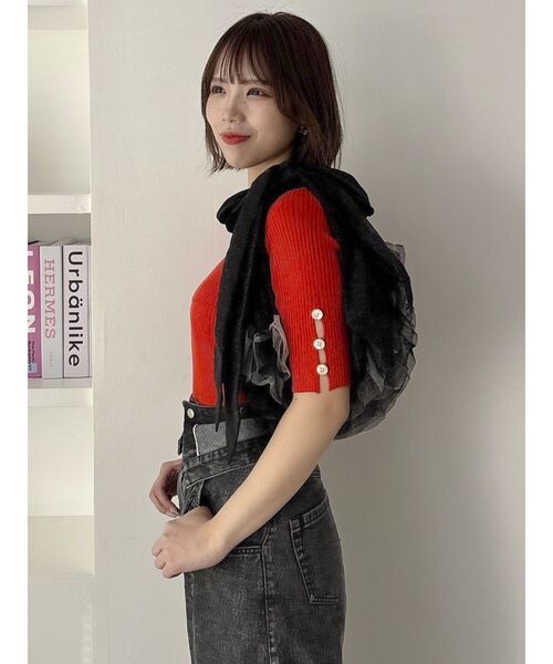 dazzlin（ダズリン）の「アンバランスボタンハーフスリーブニット（ニット/セーター・レディース・オレンジ/アイボリー/グレー/ブラック・FREE）」の14枚目の写真