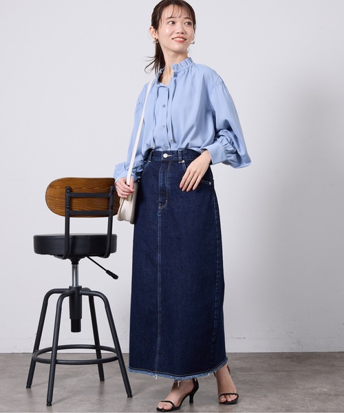 Chez toi（シェトワ）の「ネックフリル肩ギャザーブラウス（シャツ/ブラウス・レディース・ネイビー/オフホワイト/サックスブルー・FREE）」の12枚目の写真