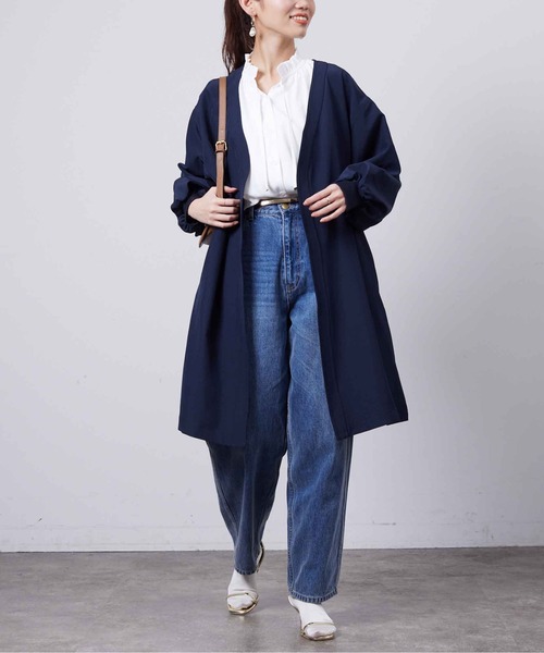 Chez toi（シェトワ）の「ネックフリル肩ギャザーブラウス（シャツ/ブラウス・レディース・ネイビー/オフホワイト/サックスブルー・FREE）」の14枚目の写真