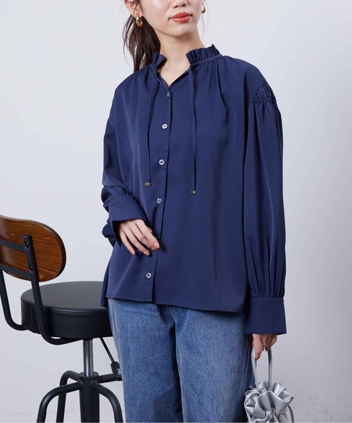 Chez toi（シェトワ）の「ネックフリル肩ギャザーブラウス（シャツ/ブラウス・レディース・ネイビー/オフホワイト/サックスブルー・FREE）」の19枚目の写真