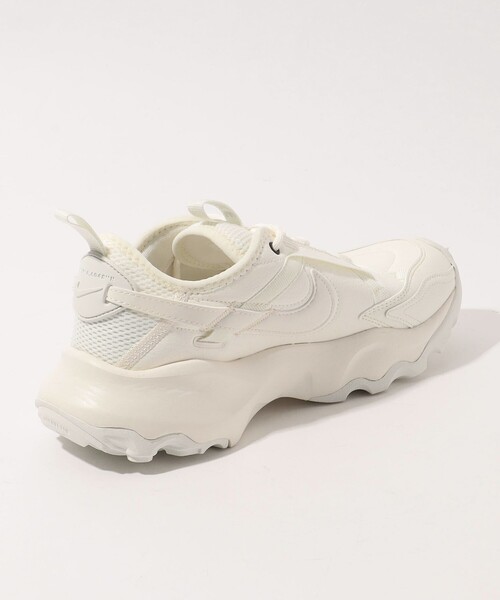 NIKE（ナイキ）の「■完売にて先方より非表示指定のため NIKE TC 7900 スニーカー（スニーカー・レディース・ホワイト・23/24/25）」の5枚目の写真