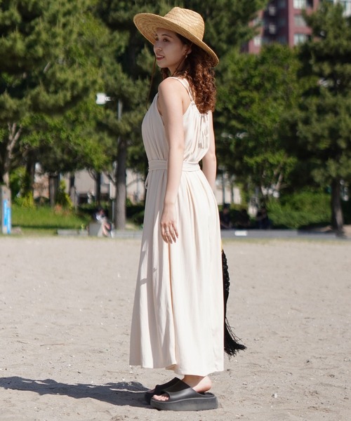 BILLABONG（ビラボン）の「BILLABONG/ビラボン キャミワンピース BE01C-352（ワンピース・レディース・ブラック/キナリ・L/M）」の7枚目の写真