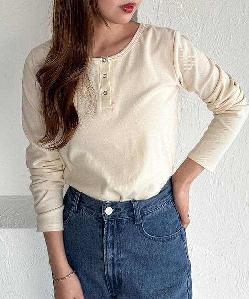apres jour mignon（アプレジュールミニョン）の「ヘンリーネックリブプルオーバー【ZOZOTOWN限定アイテム】（Tシャツ/カットソー・レディース・杢グレー/ブラック/アイボリー/ネイビー/レッド・X-LARGE/フリー）」の7枚目の写真