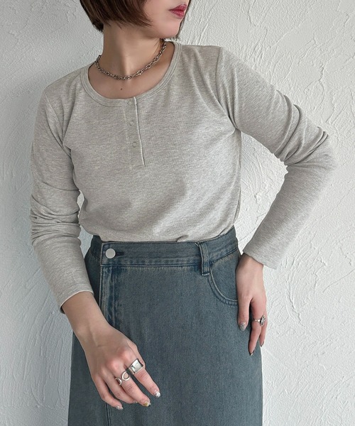 apres jour mignon（アプレジュールミニョン）の「ヘンリーネックリブプルオーバー【ZOZOTOWN限定アイテム】（Tシャツ/カットソー・レディース・杢グレー/ブラック/アイボリー/ネイビー/レッド・X-LARGE/フリー）」の20枚目の写真
