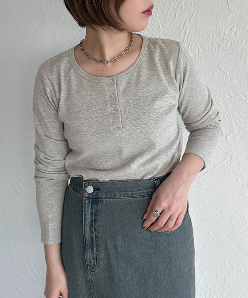 apres jour mignon（アプレジュールミニョン）の「ヘンリーネックリブプルオーバー【ZOZOTOWN限定アイテム】（Tシャツ/カットソー・レディース・杢グレー/ブラック/アイボリー/ネイビー/レッド・X-LARGE/フリー）」の21枚目の写真