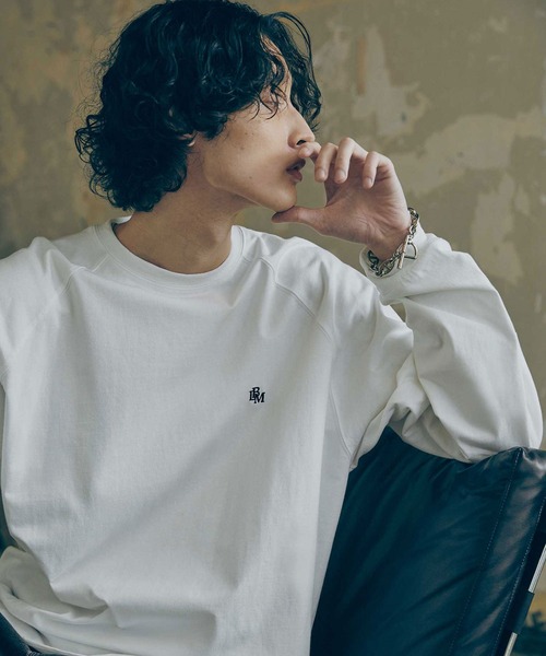 Bleme(ブレム)の「カットオフデザイン ロングスリーブ スリット入り ロゴ刺繍ルーズロンT(Tシャツ/カットソー・メンズ・ブラック/ホワイト/ネイビー・XL/S/M/L)」の19枚目の写真