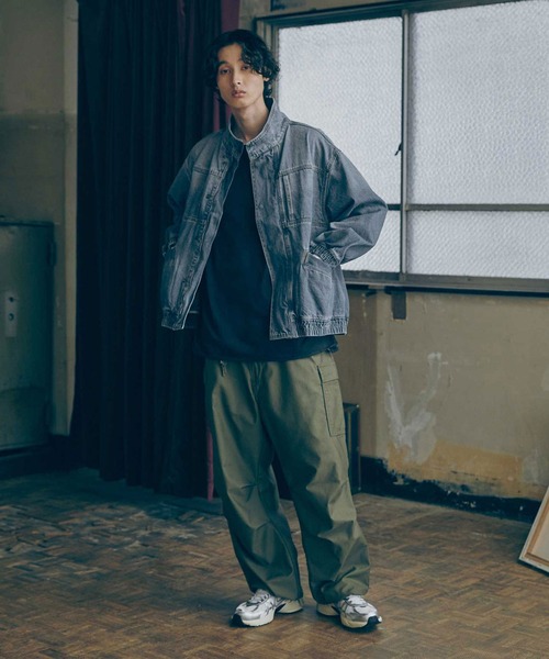 Bleme(ブレム)の「カットオフデザイン ロングスリーブ スリット入り ロゴ刺繍ルーズロンT(Tシャツ/カットソー・メンズ・ブラック/ホワイト/ネイビー・XL/S/M/L)」の7枚目の写真