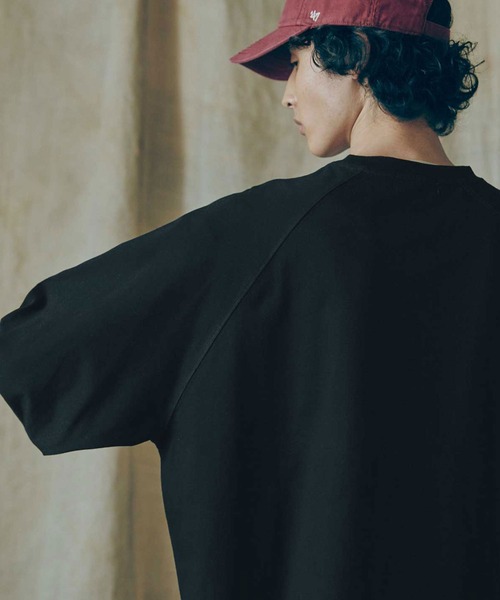 Bleme(ブレム)の「カットオフデザイン ロングスリーブ スリット入り ロゴ刺繍ルーズロンT(Tシャツ/カットソー・メンズ・ブラック/ホワイト/ネイビー・XL/S/M/L)」の13枚目の写真