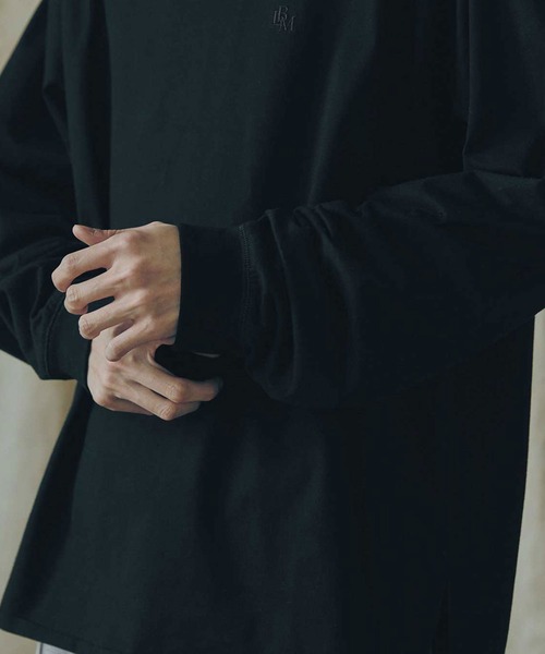 Bleme(ブレム)の「カットオフデザイン ロングスリーブ スリット入り ロゴ刺繍ルーズロンT(Tシャツ/カットソー・メンズ・ブラック/ホワイト/ネイビー・XL/S/M/L)」の14枚目の写真