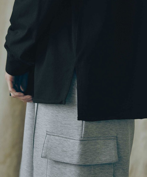 Bleme(ブレム)の「カットオフデザイン ロングスリーブ スリット入り ロゴ刺繍ルーズロンT(Tシャツ/カットソー・メンズ・ブラック/ホワイト/ネイビー・XL/S/M/L)」の15枚目の写真