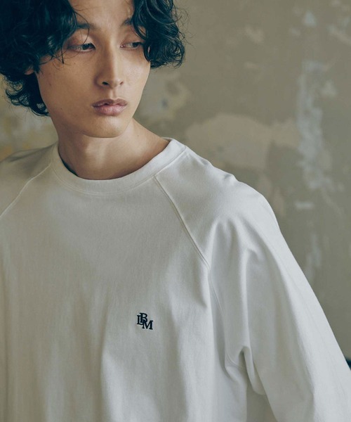 Bleme(ブレム)の「カットオフデザイン ロングスリーブ スリット入り ロゴ刺繍ルーズロンT(Tシャツ/カットソー・メンズ・ブラック/ホワイト/ネイビー・XL/S/M/L)」の22枚目の写真