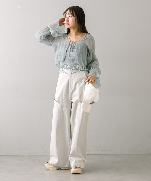 mline（エムライン）の「[mline]サイドカットパンツ（その他パンツ・レディース・ブラック/ベージュ/ライトグレー・1/2）」の15枚目の写真