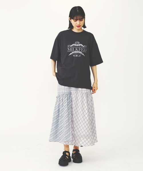 MILKFED.（ミルクフェド）の「EMBLEM LOGO WIDE S/S TEE（Tシャツ/カットソー・レディース・オフホワイト/ライトピンク/チャコール・M/L）」の12枚目の写真