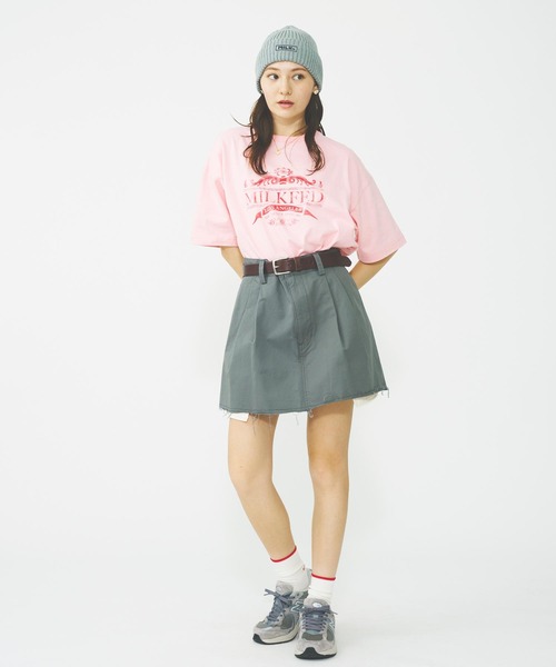 MILKFED.（ミルクフェド）の「EMBLEM LOGO WIDE S/S TEE（Tシャツ/カットソー・レディース・オフホワイト/ライトピンク/チャコール・M/L）」の7枚目の写真
