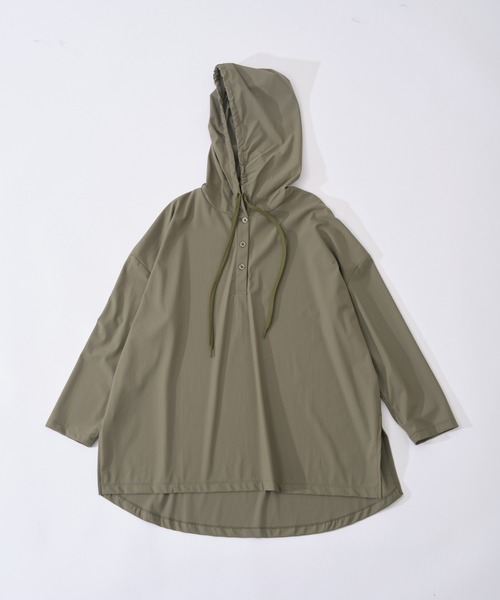 CIAOPANIC TYPY(チャオパニックティピー)の「ワッフルヘンリーオーバーサイズスタイルアップラッシュガード(水着・レディース・ブラック/カーキ/アイボリー・MEDIUM/LARGE)」の21枚目の写真