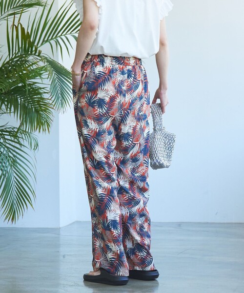PENNEYS(ぺニーズ)の「PenneysHAWAII(ぺニーズハワイ)別注アロハパンツ(セットアップ対応)(その他パンツ・レディース・ベージュ/オレンジ/コバルトブルー/ネイビー・FREE)」の6枚目の写真