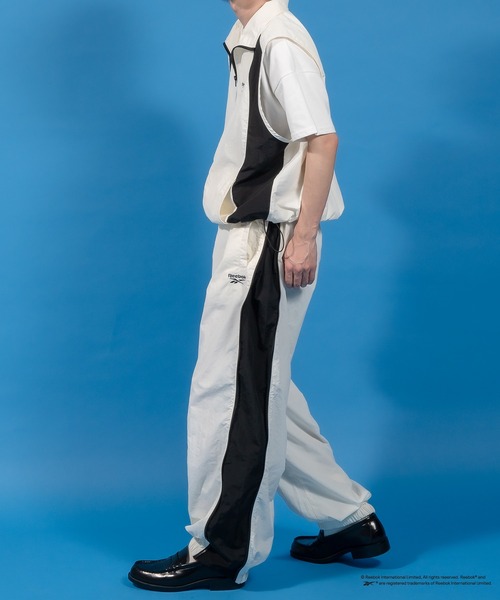 セール】Reebok／Perushu別注 スタンドネック配色切り替えナイロン