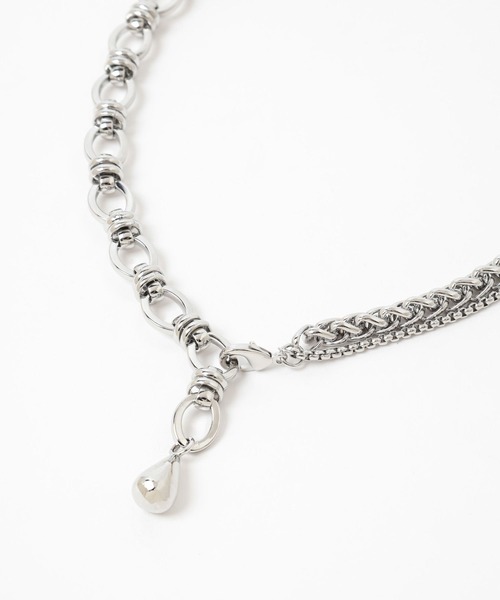 HARE（ハレ）の「モチーフツキチェーンネックレス(HARE)（ネックレス・レディース・シルバー/ゴールド/シルバー系その他/シルバー×ゴールド・FREE）」の13枚目の写真