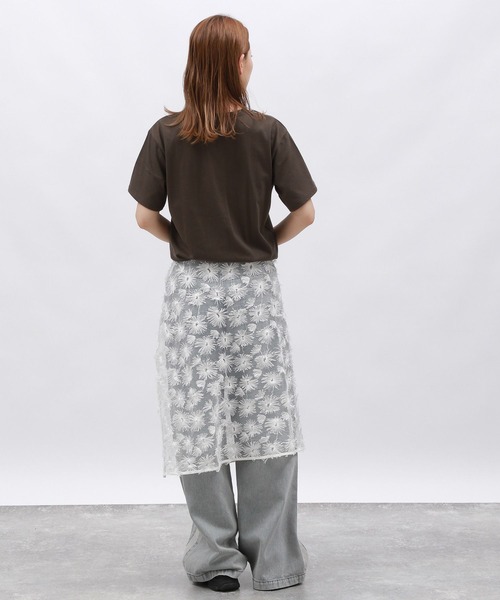 LAKOLE（ラコレ）の「スパンコールラップスカート / 129023（スカート・レディース・オフホワイト/ブラック・FREE）」の5枚目の写真