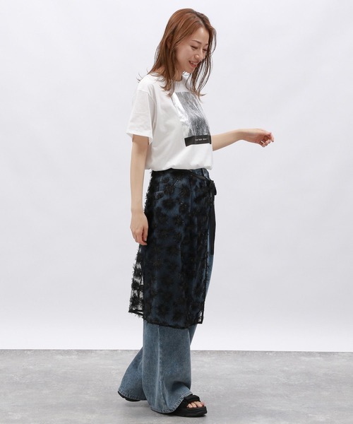 LAKOLE（ラコレ）の「スパンコールラップスカート / 129023（スカート・レディース・オフホワイト/ブラック・FREE）」の9枚目の写真