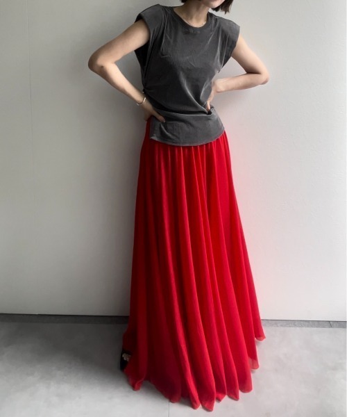 model:162㎝　着用サイズ：FREE