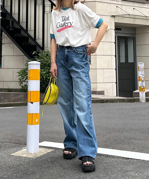 mi via loca(ミヴィアロカ)の「リネンライクスラブ天竺 That Gallery ロゴ リンガーTシャツ(Tシャツ/カットソー・レディース・オフホワイト/ナチュラル/スミクロ・FREE)」の11枚目の写真