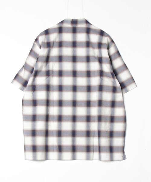 URU（ウル）の「URU / ウル：COTTON MODAL - OPEN COLLAR S/S SHIRTS：24SCM02[COR]（シャツ/ブラウス・メンズ・ブラウン・2）」の2枚目の写真