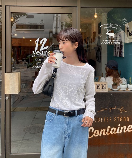 Chillfar(チルファー)の「カラーベロアロンTEE(Tシャツ/カットソー・レディース・ネイビー/ピンク/アイボリー/ブラック/グレー/ブルー/バーガンディー・FREE)」の13枚目の写真